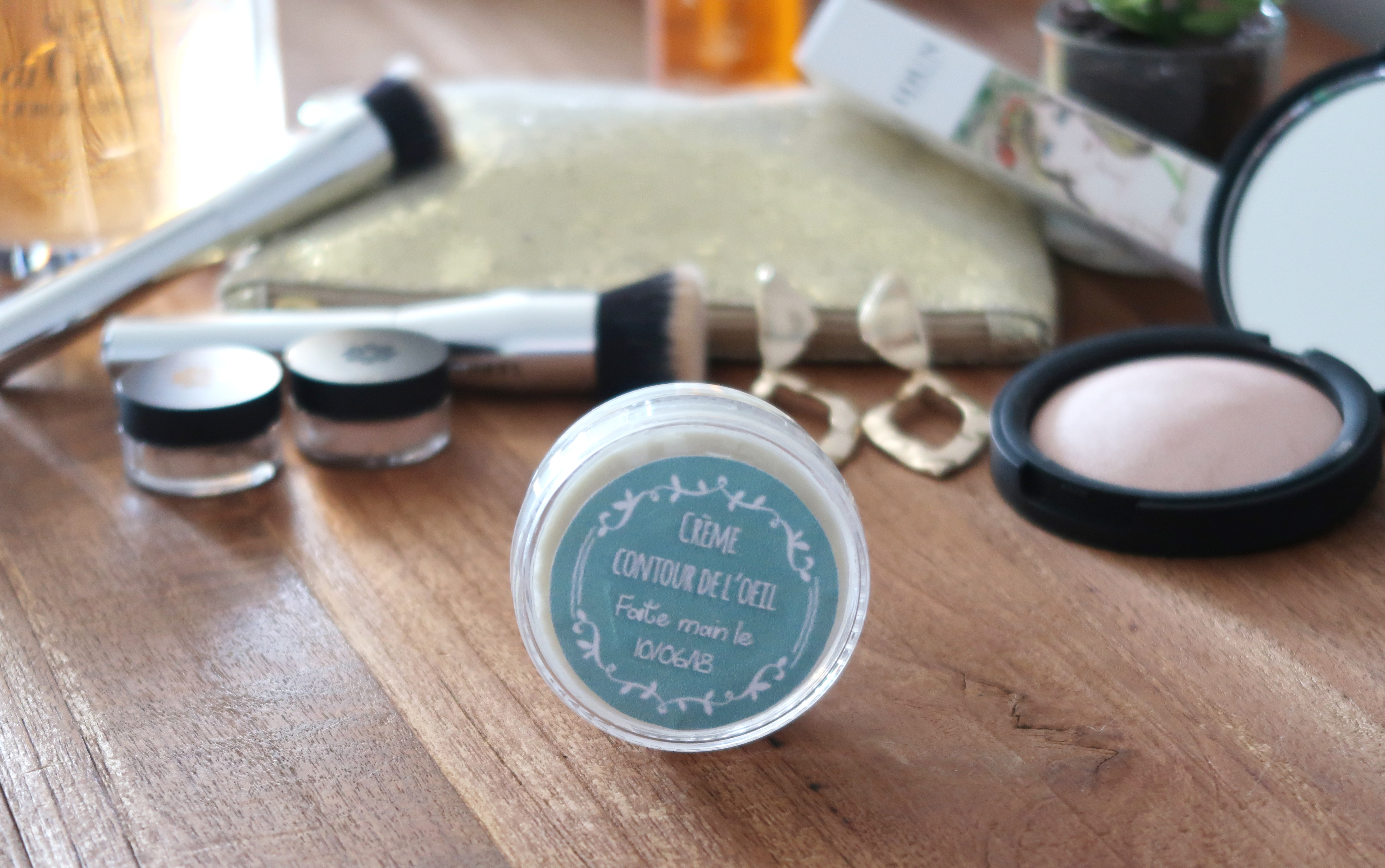 Ma recette de crème contour de l'oeil antiâge, anticernes et antipoches