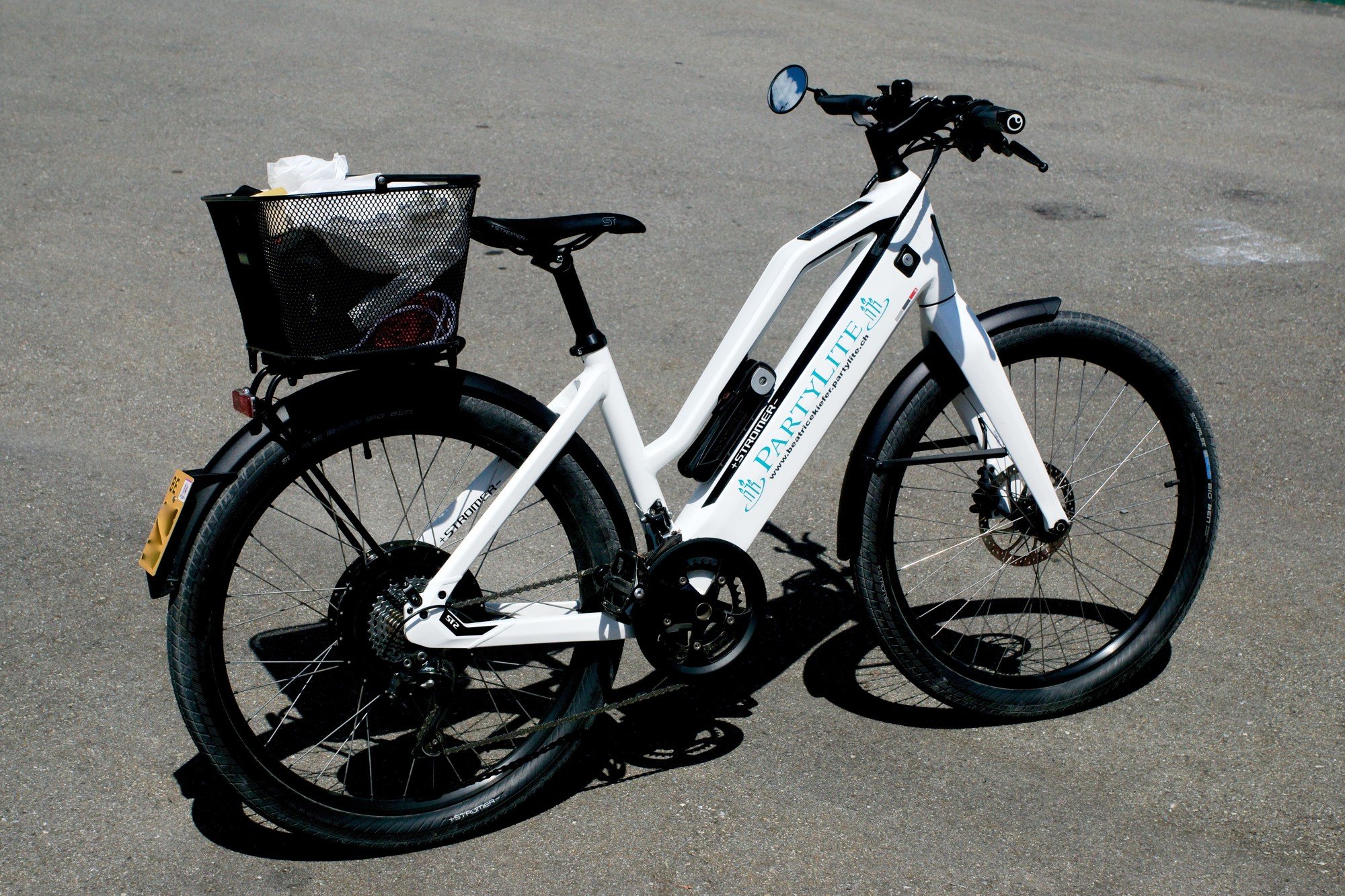 Do Electric Bikes Work Well in the Rain? Little Book for Brides