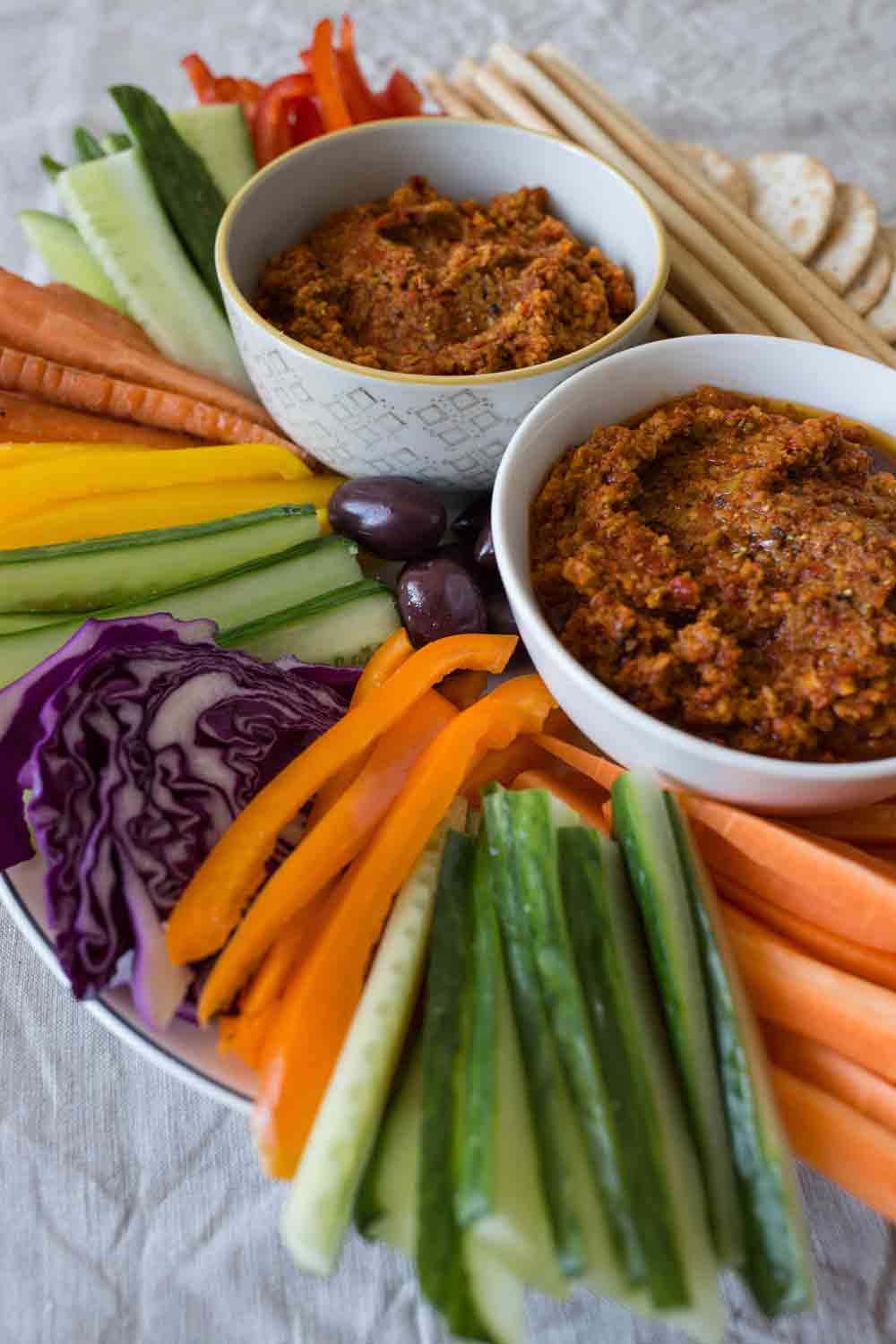 Sundried tomato dip served with crudités LITTLEROCK