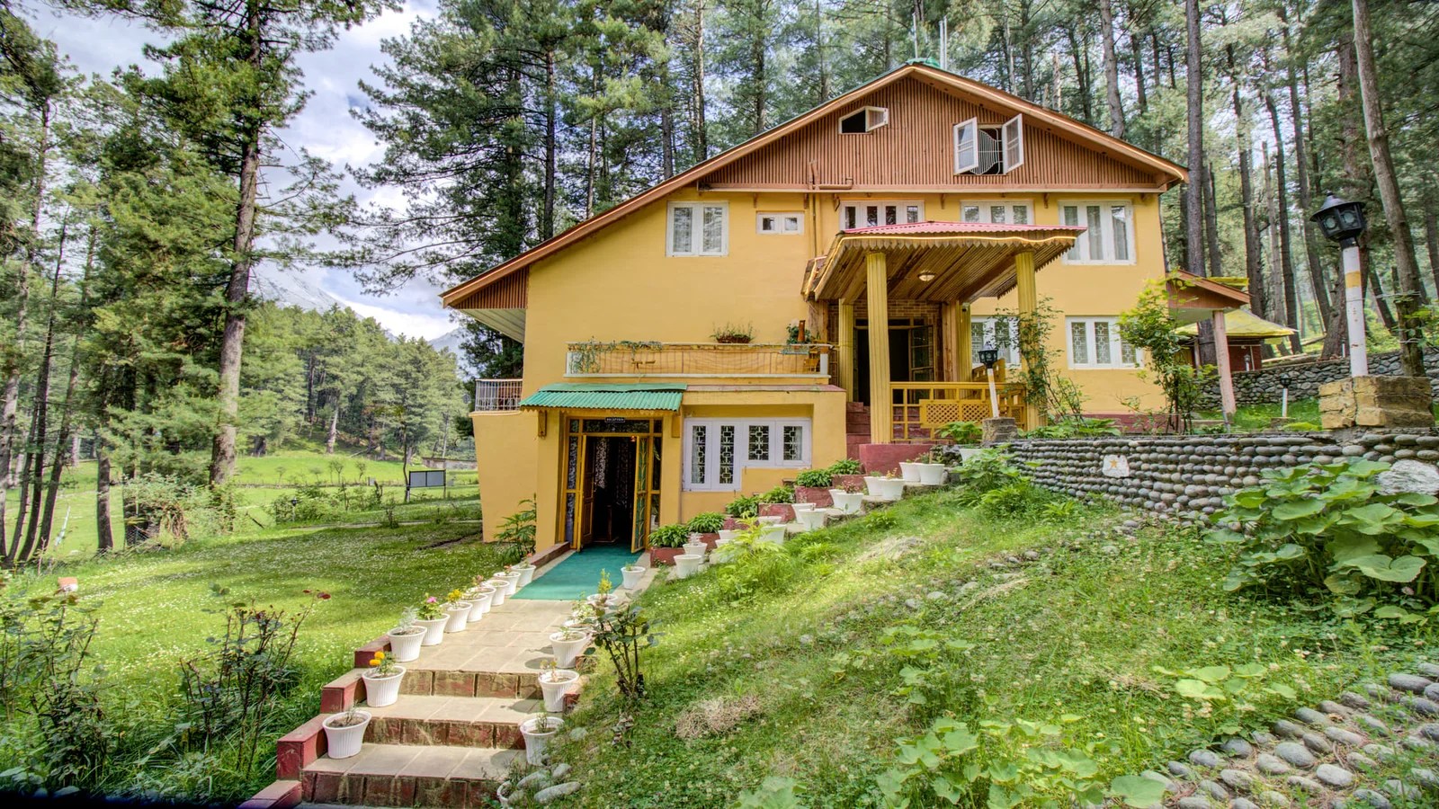 Little Silver hotel in Pahalgam Book now