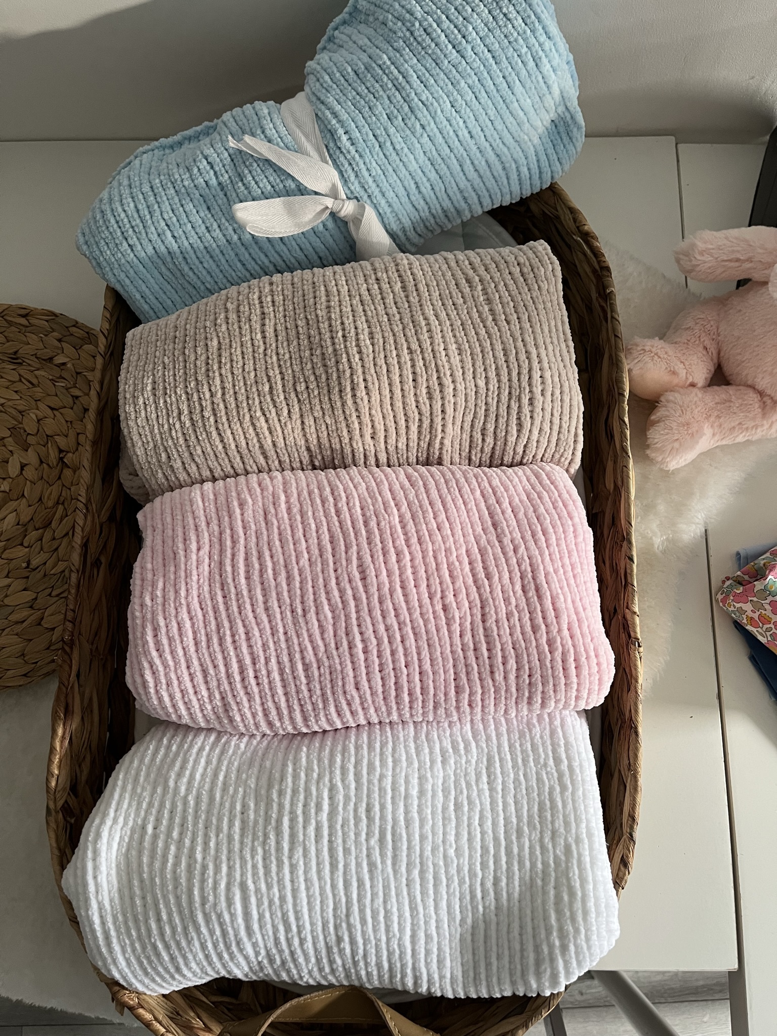 Hand knit baby blanket Little Star Design