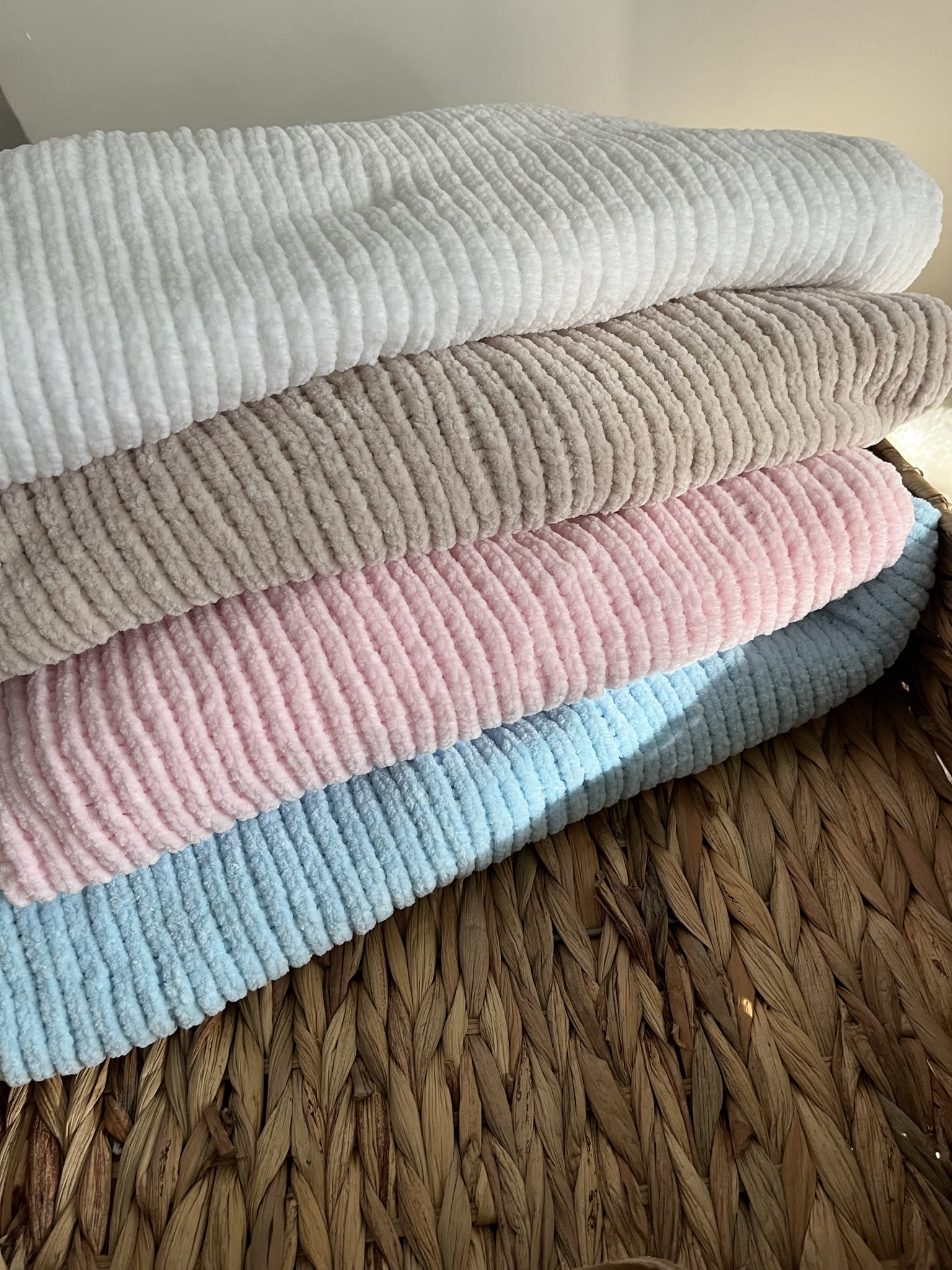 Hand knit baby blanket Little Star Design