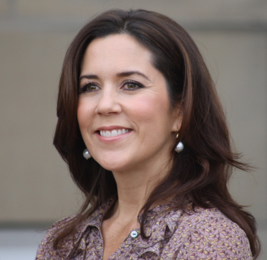 Tarot Card Reader Predicted Princess Mary's Royal Marriage