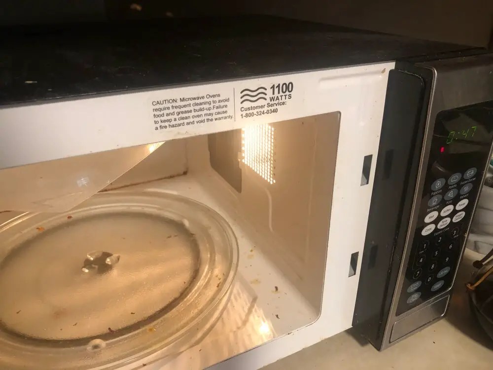 How Many Watts Does a Microwave Use? Microwave Wattage Guide Little