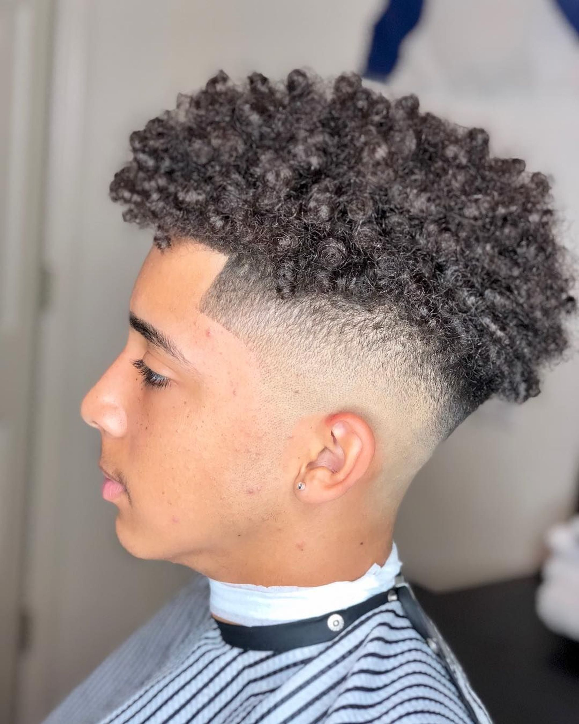 Curly Hairstyles for Teenage Guys