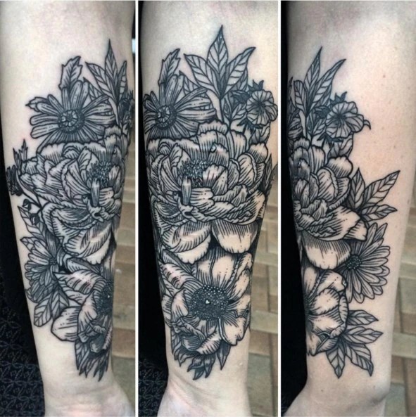 Brisbane Tattoo Artist Who Offered Free Ink For People With Self-Harm Scars 'Overwhelmed' By Response - Abc News 333_x_591_jpg