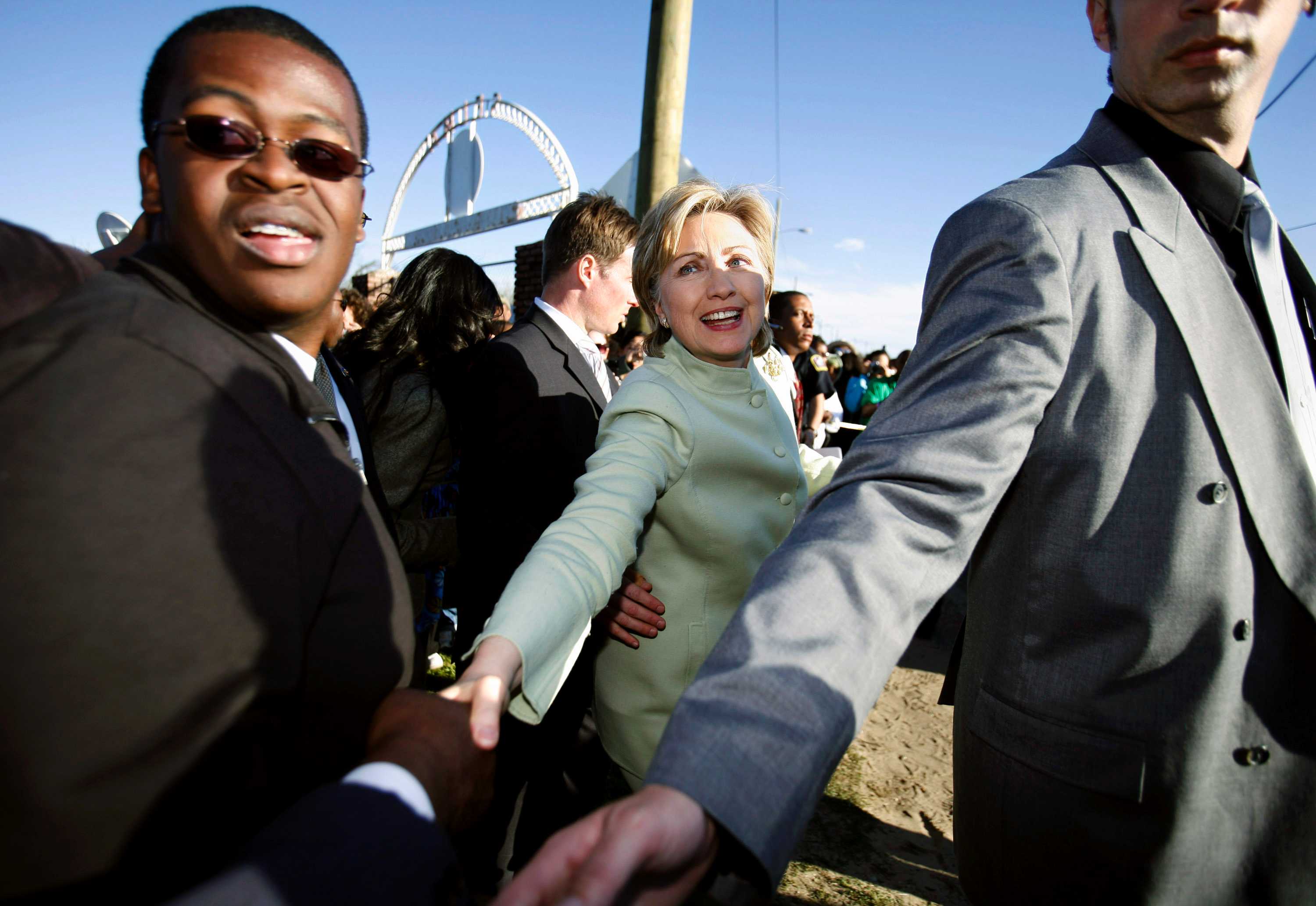 Donald Trump says Hillary Clinton's bodyguards should give up their