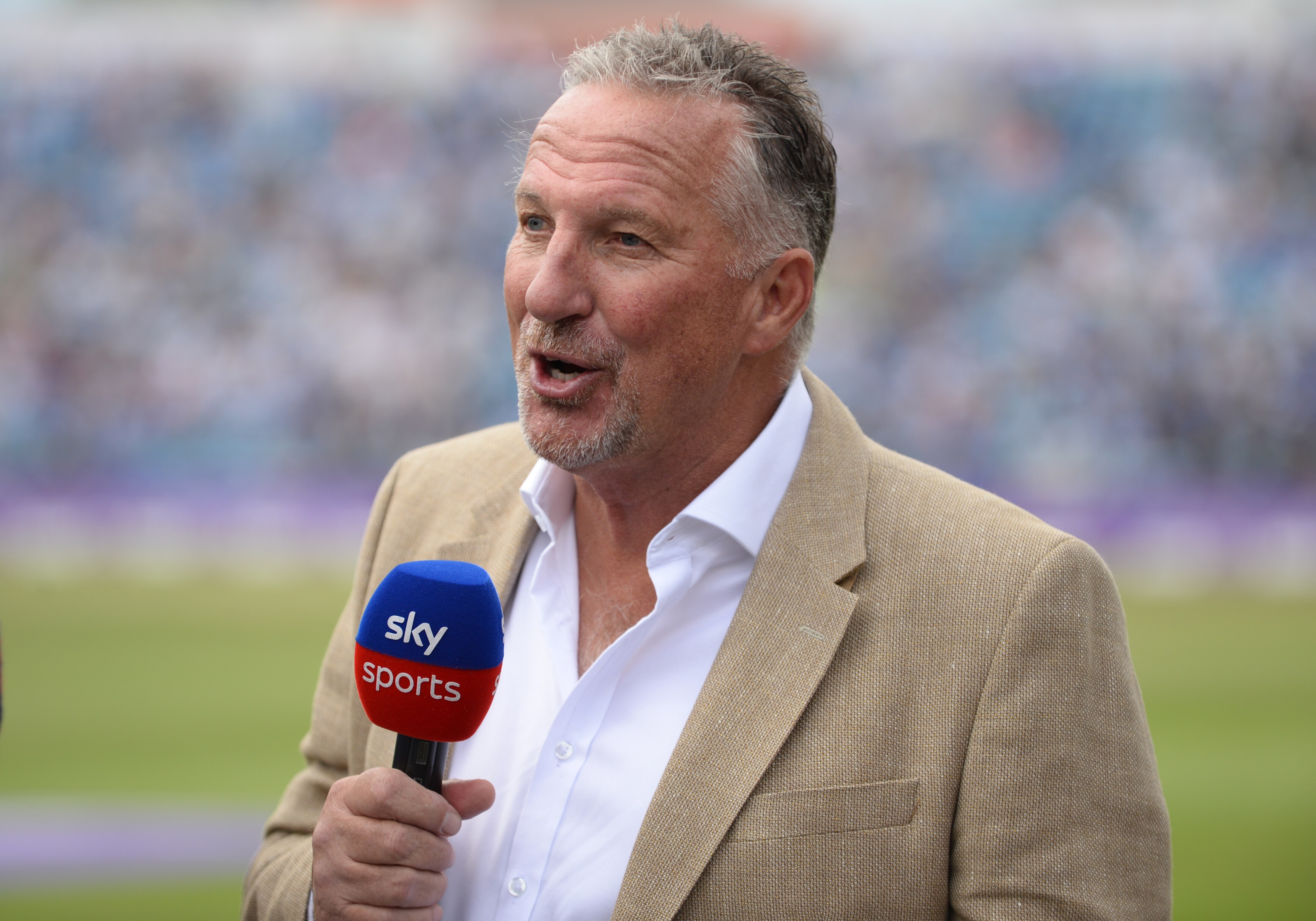 Ian Botham rescued from croc-infested river by Merv Hughes