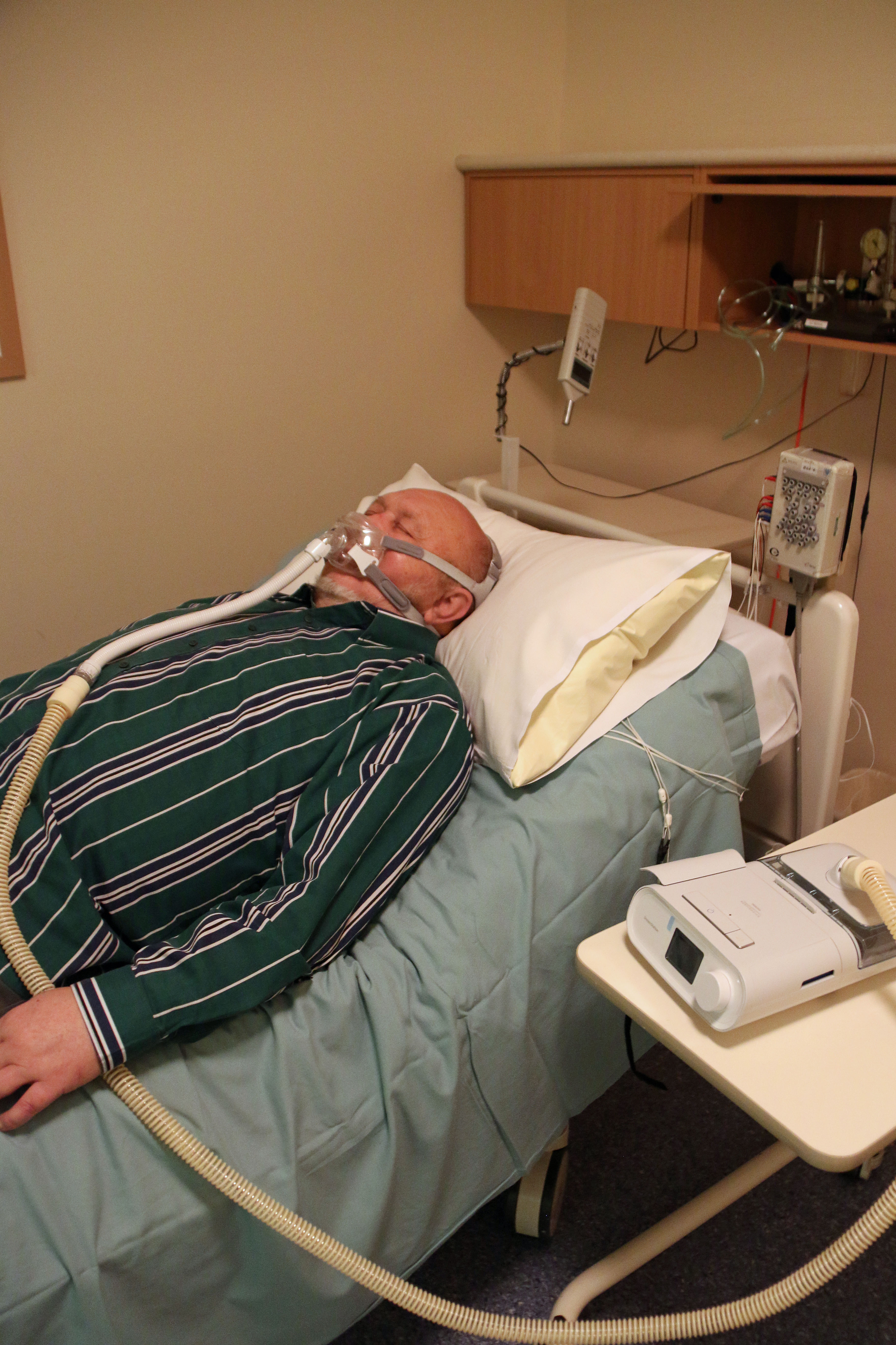 CPAP machines do not reduce heart attack, strokes for sleep apnoea