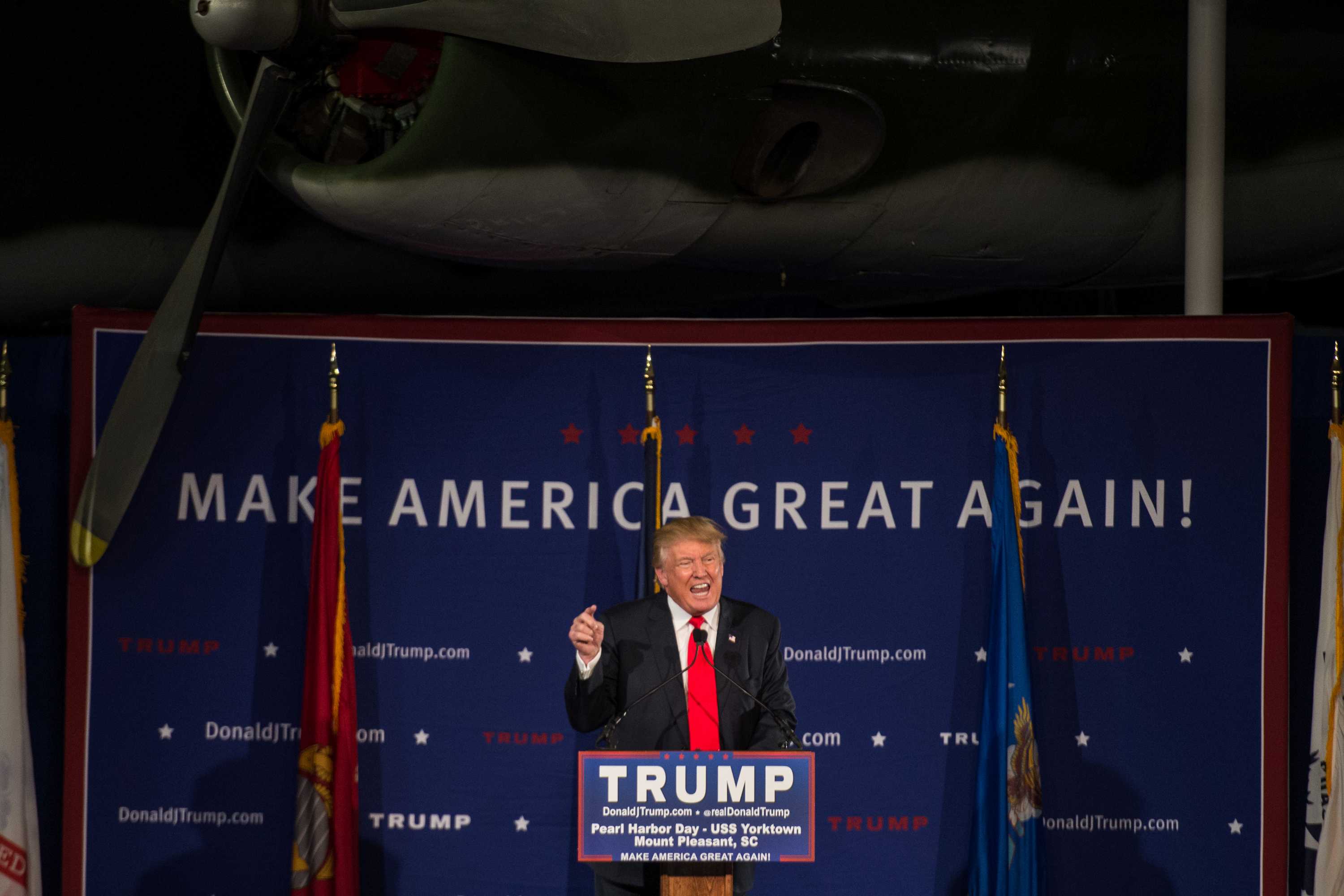 Muslim woman ejected from Donald Trump rally after silent protest ABC