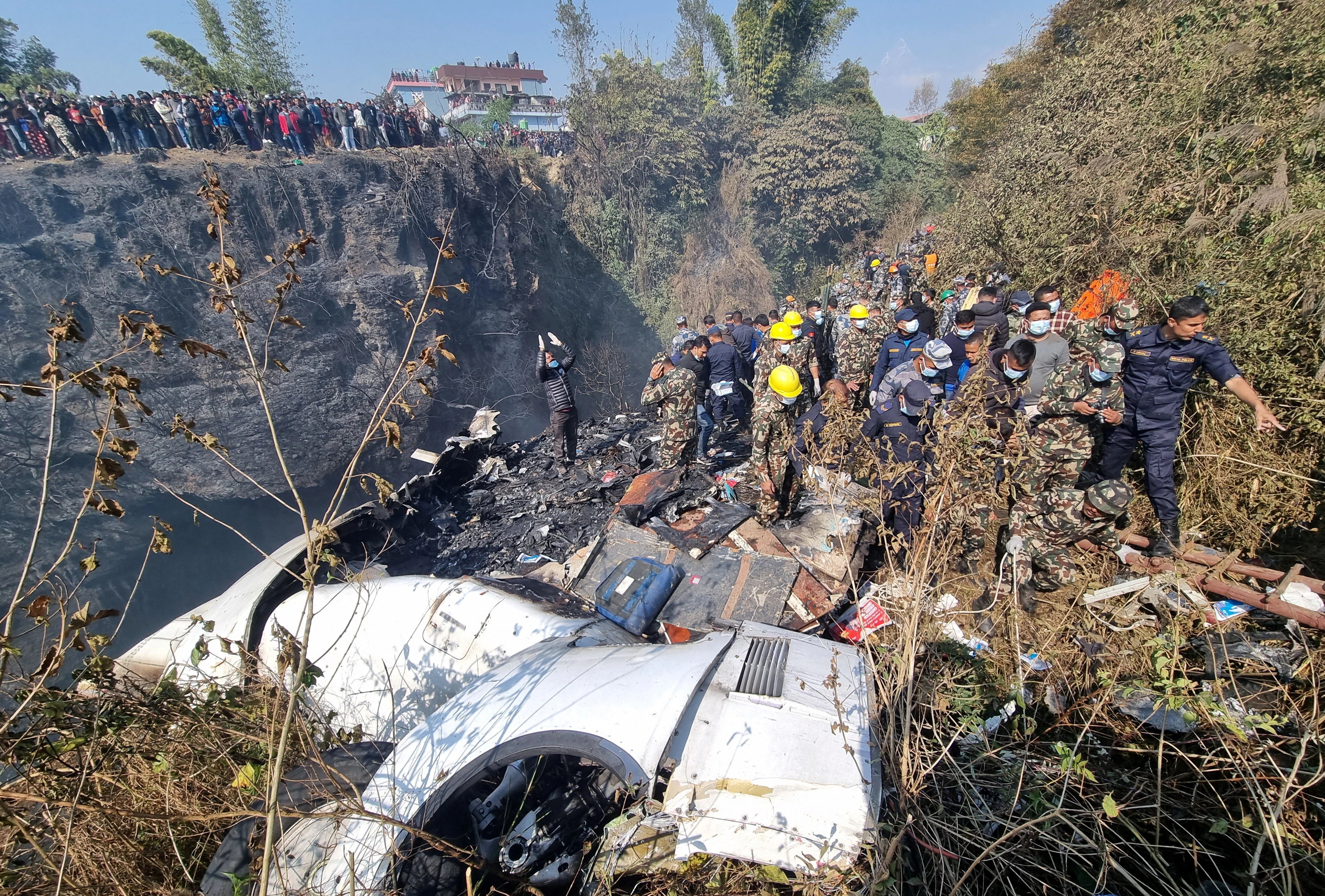Video of the Nepal plane crash shows the aircraft's final seconds. Here