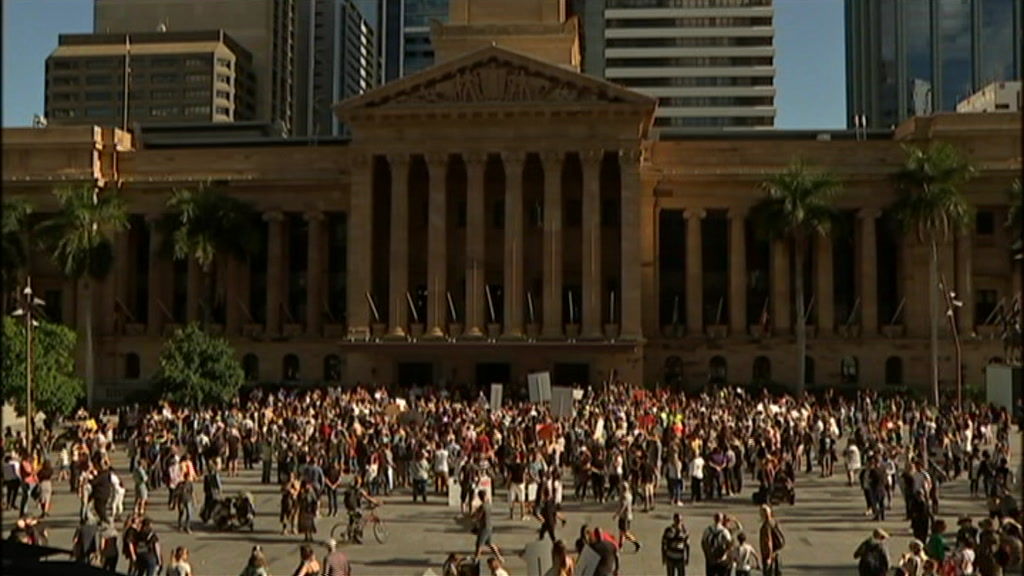 Antivaccination and anti5G protesters march in Brisbane ABC News