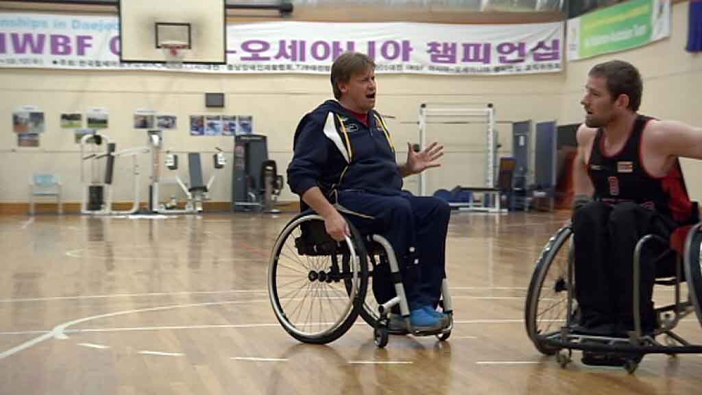 Adelaide Thunder break wheelchair basketball world record in gruelling 32hour challenge ABC News