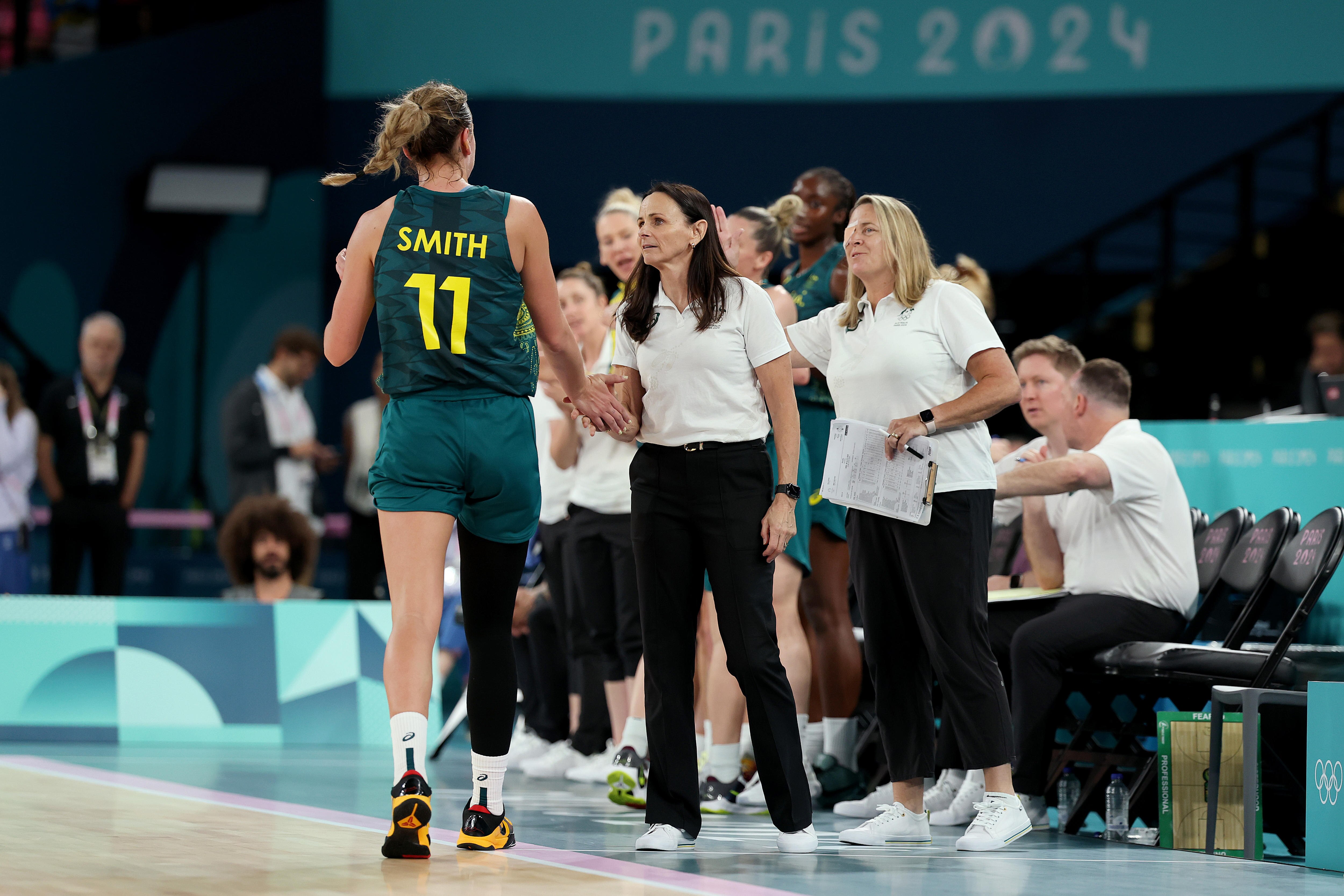 Opals Alanna Smith and Sandy Brondello to meet in WNBA Finals between Minnesota Lynx and New York Liberty