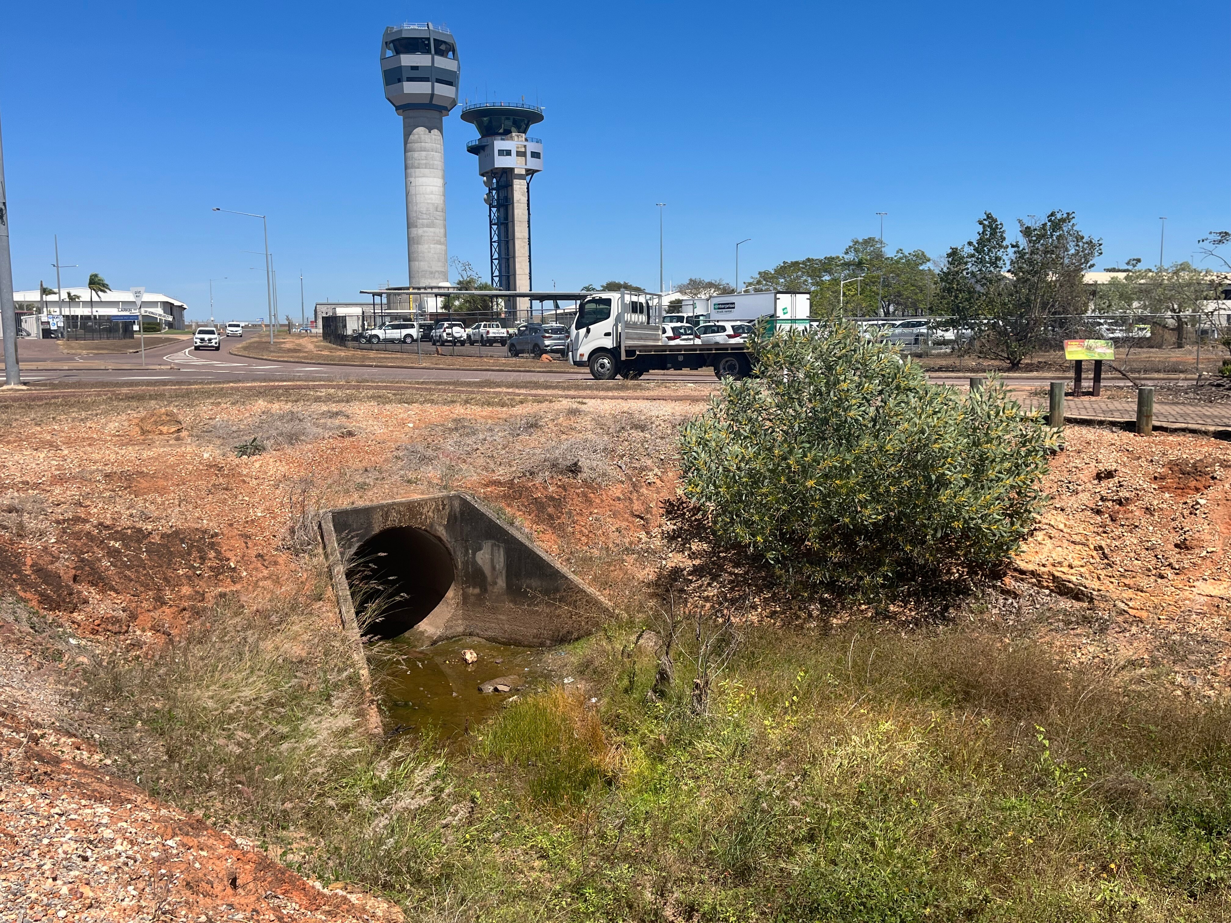 Defence says 30 kilograms of toxic PFAS is still flowing into creeks in Darwin each year ABC News