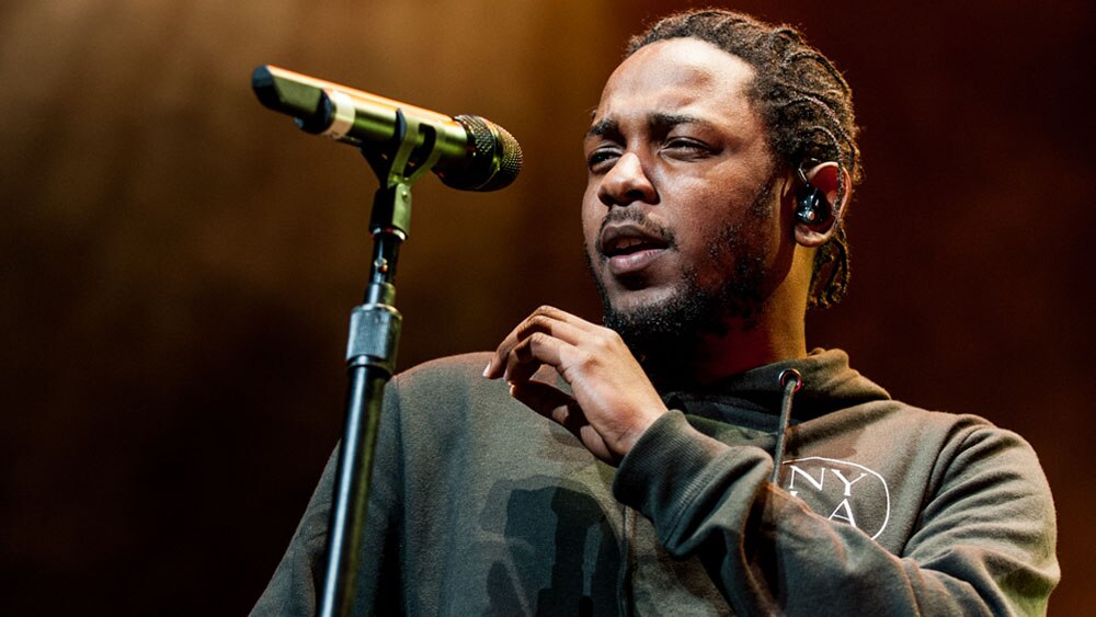 Drake and Kendrick Lamar feud explained How rap's biggest beef is good