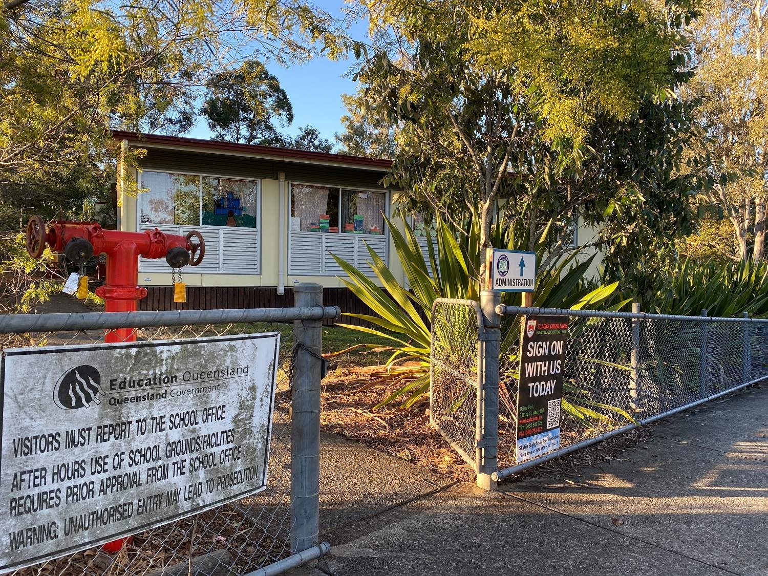 Third coronavirus case in Queensland confirmed with list of locations in Logan and Brisbane