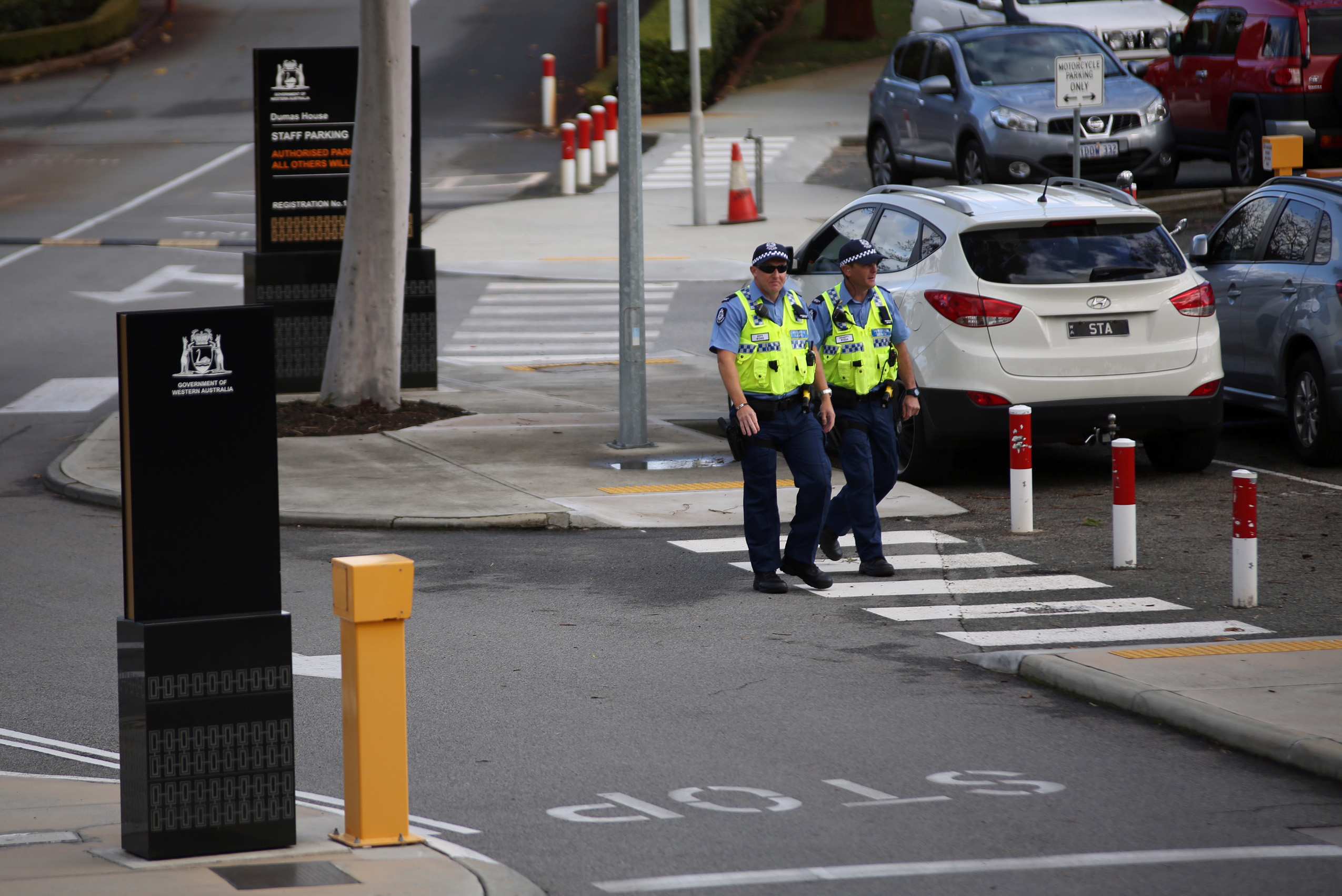 New armed protective service officers boost security at WA Parliament House ABC News