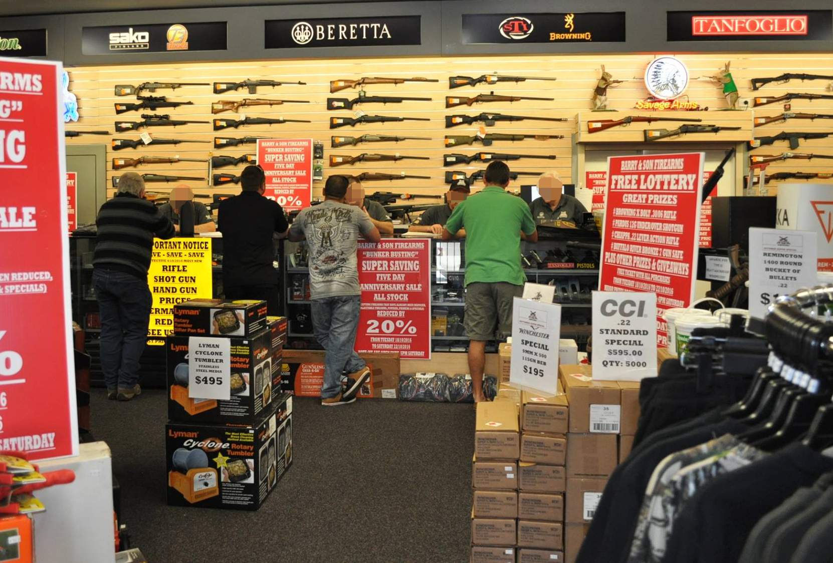 Gun shop heist in Beckenham prompts call from WA's police chief for