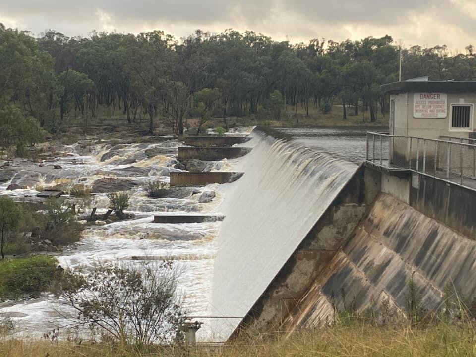 Southeast Queensland weather eases after days of heavy rain as