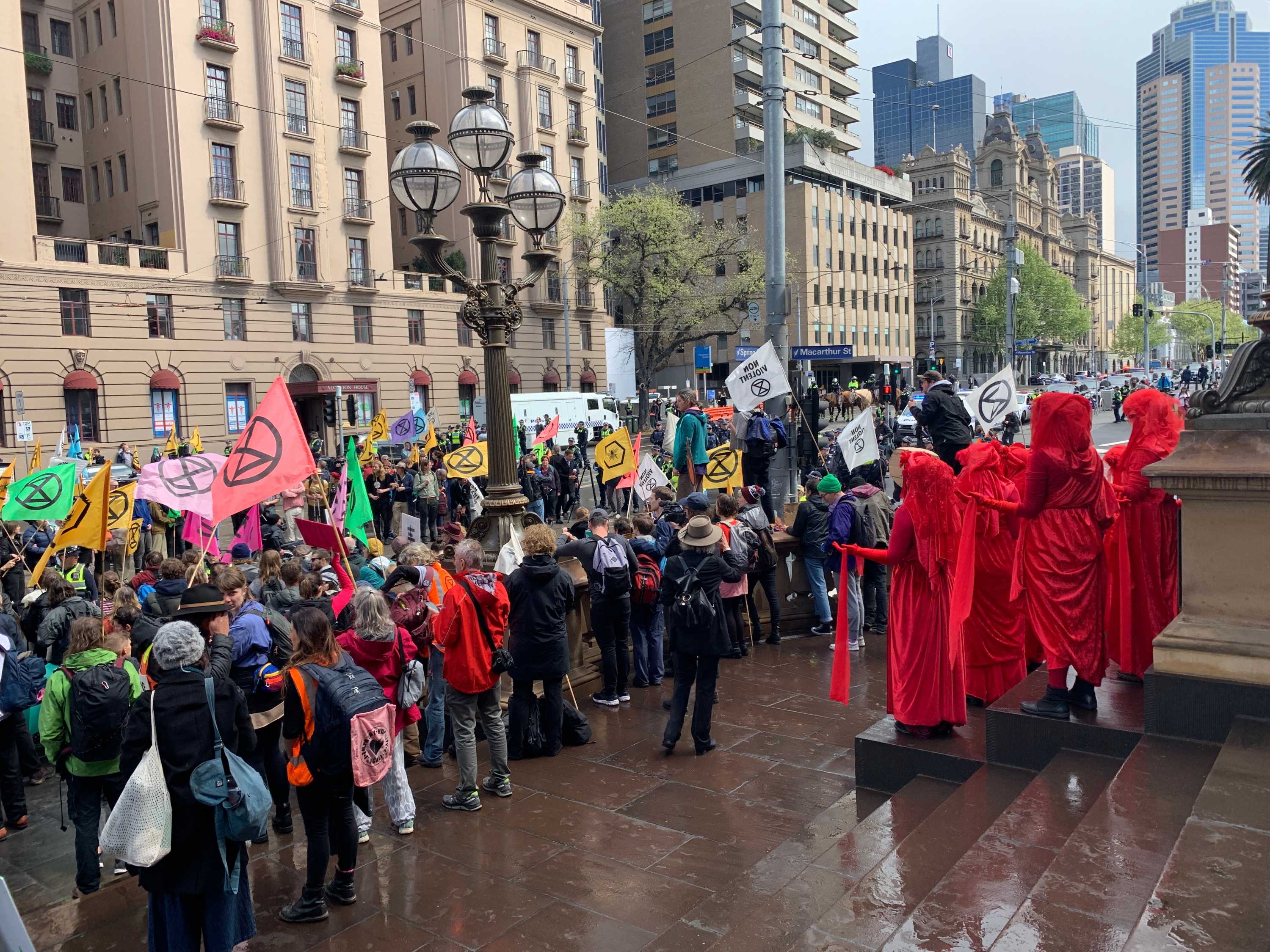 Extinction Rebellion protests shut down streets in Melbourne CBD for