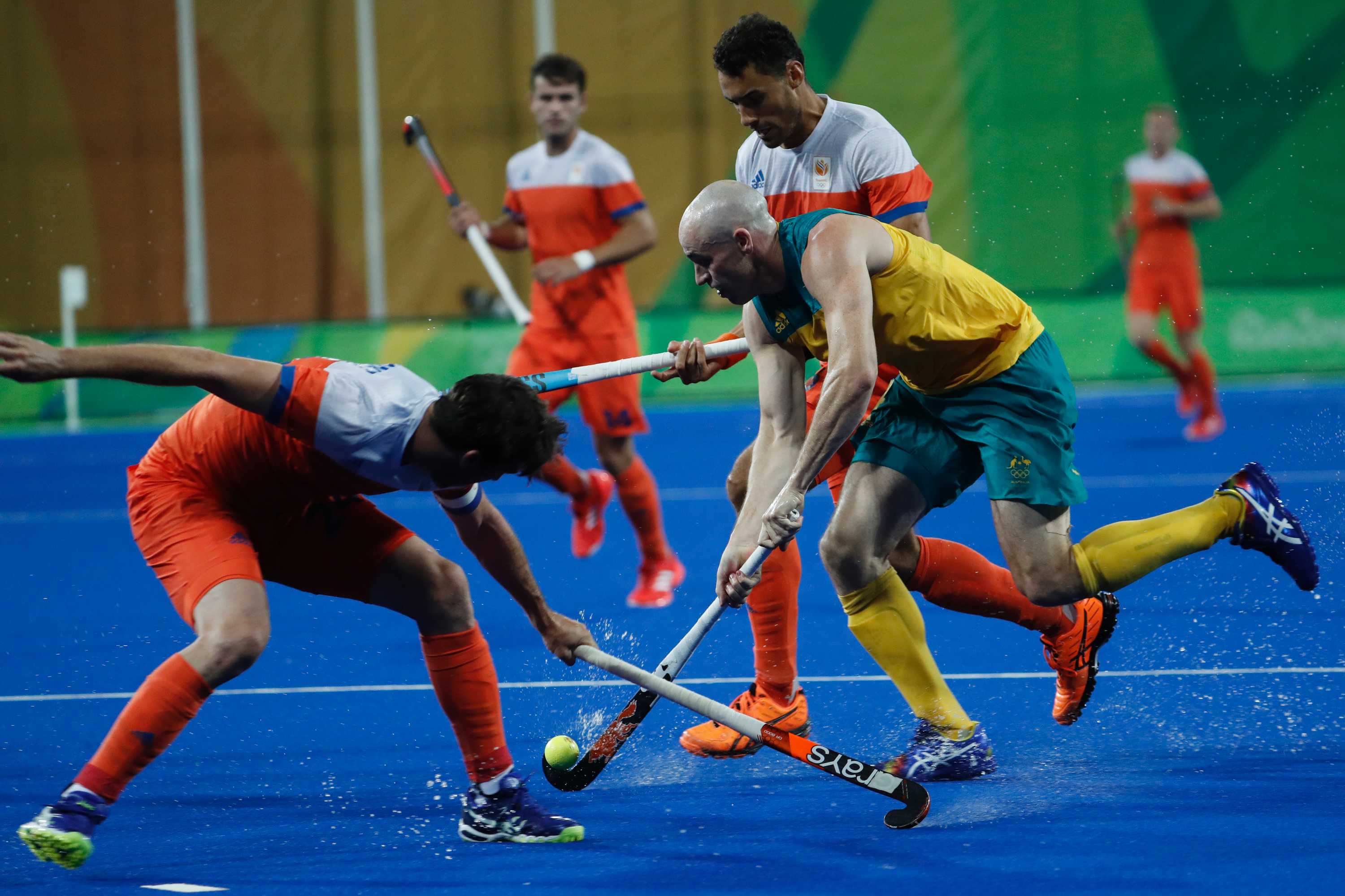 Australian men's hockey coach Graham Reid quits following Kookaburras