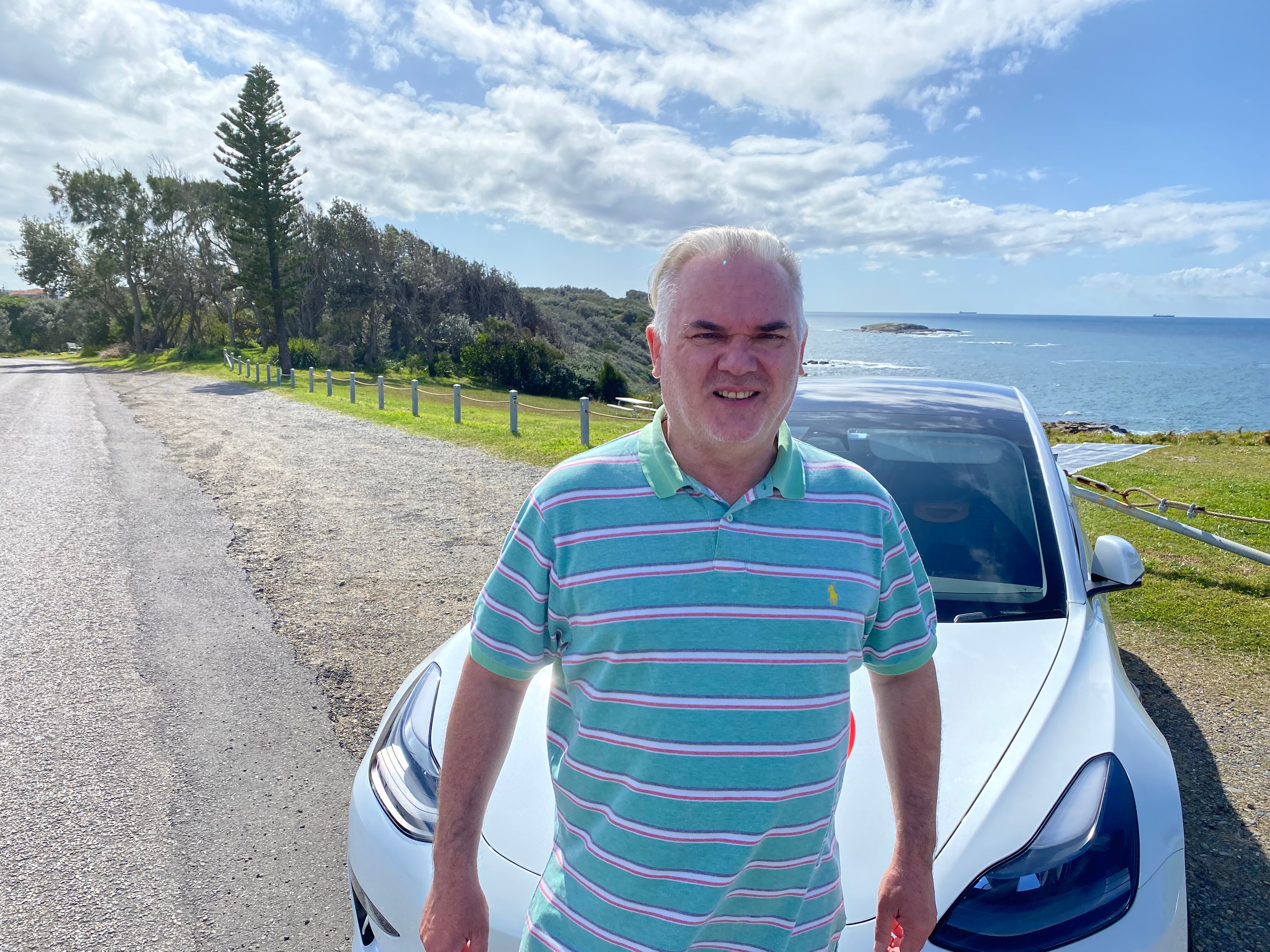 Printed solar cells to power electric vehicle enthusiast Stuart McBain in Charge Around