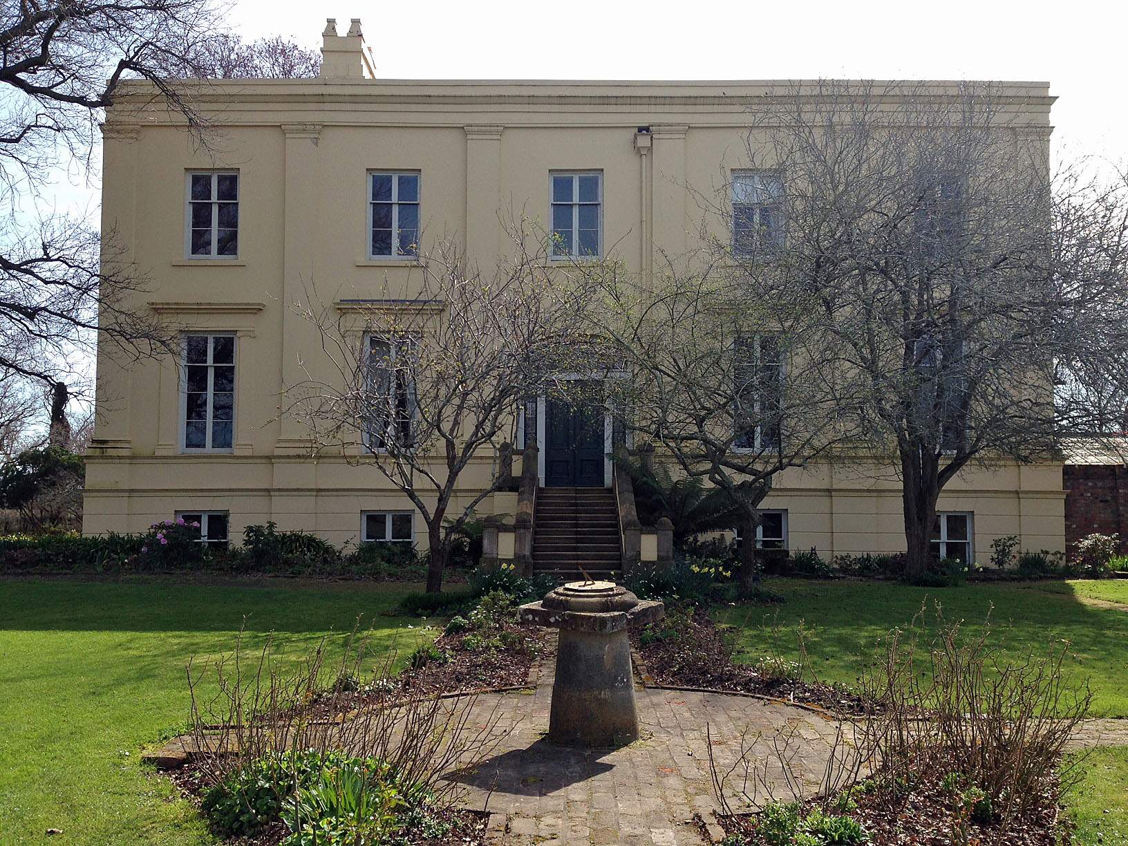 Clarendon House, One of Tasmania's oldest homes, given a makeover ABC News