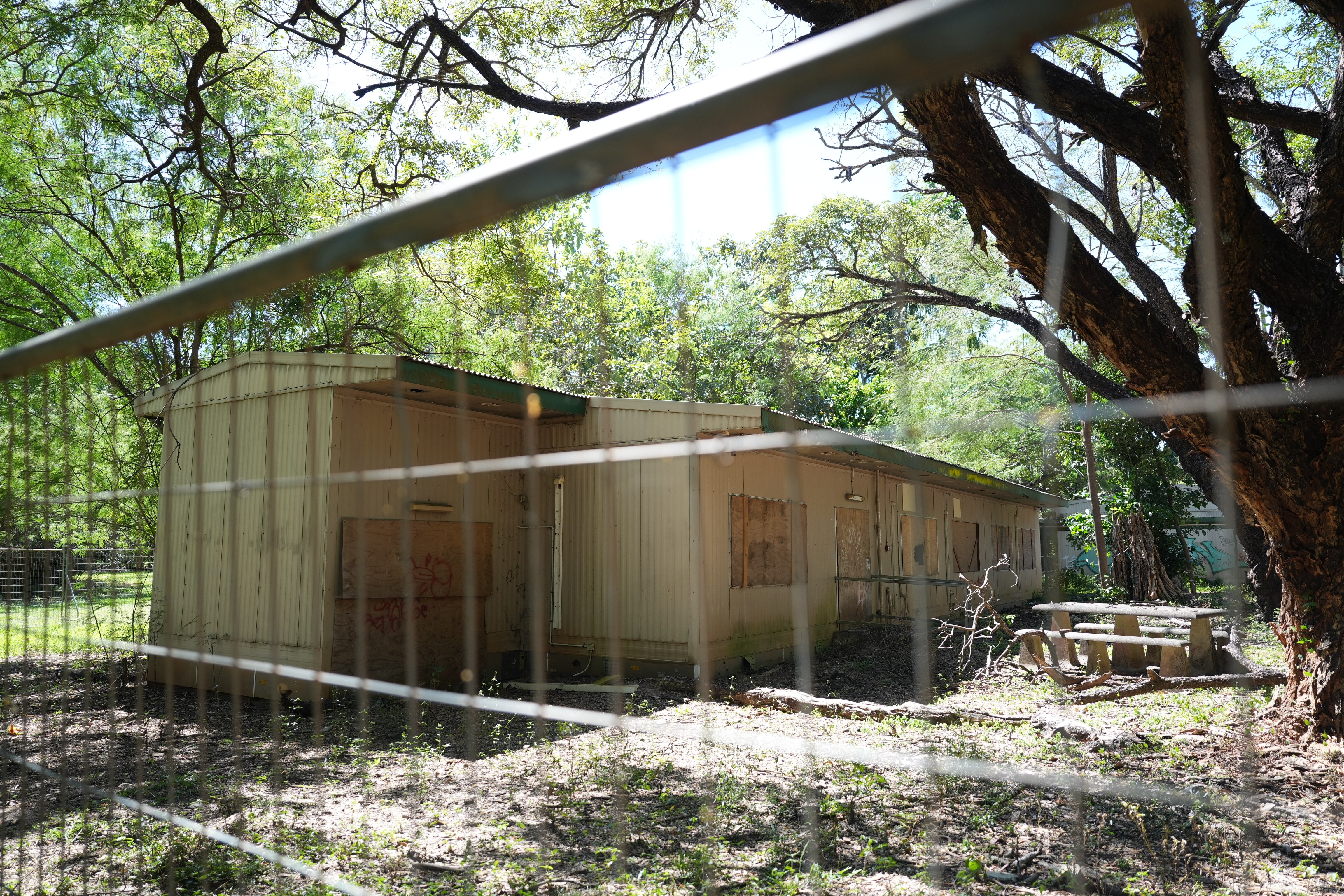 Calls for hastily constructed NT evacuation site to be relocated