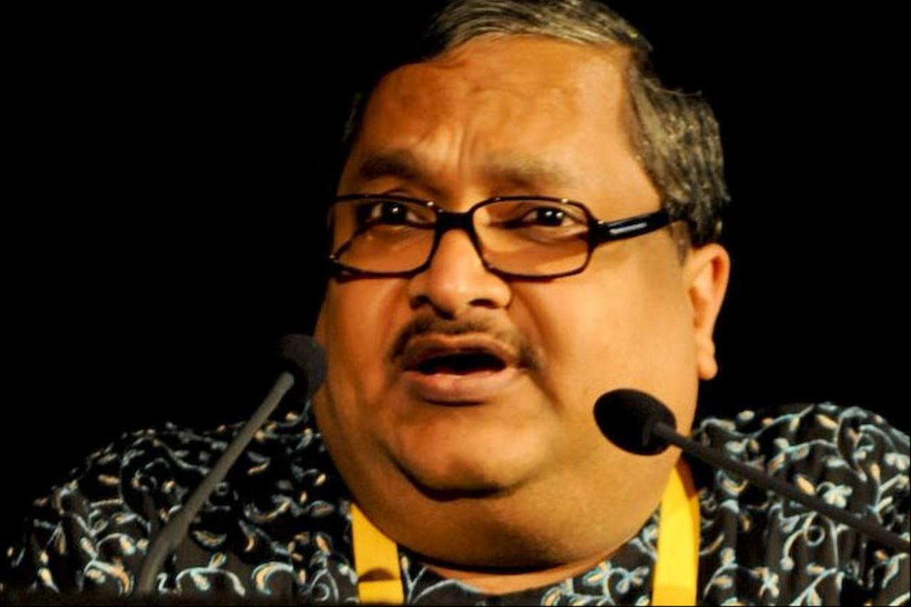 Indian mansion on Wollongong's exclusive Cliff Road has been empty for