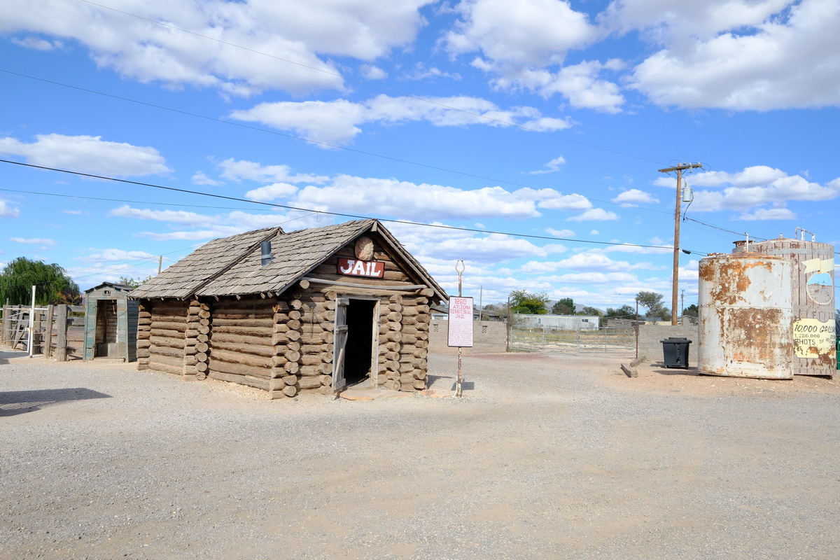 Oneroom Jail 6200 HiRes