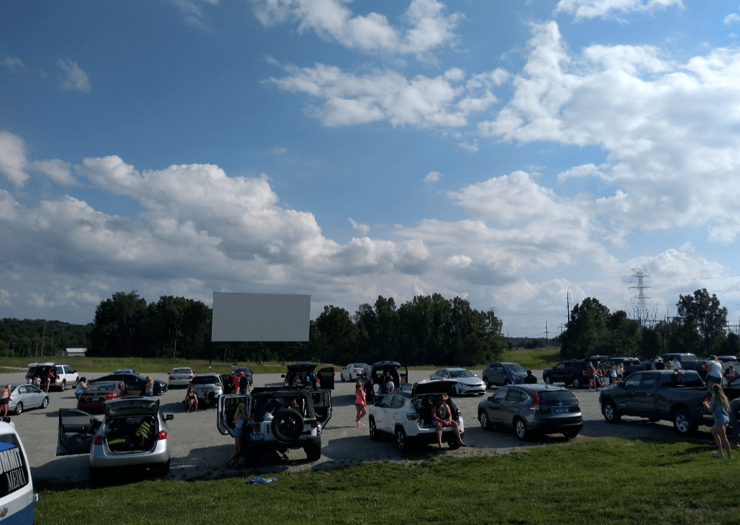 Sauerbeck Family DriveIn Showtimes