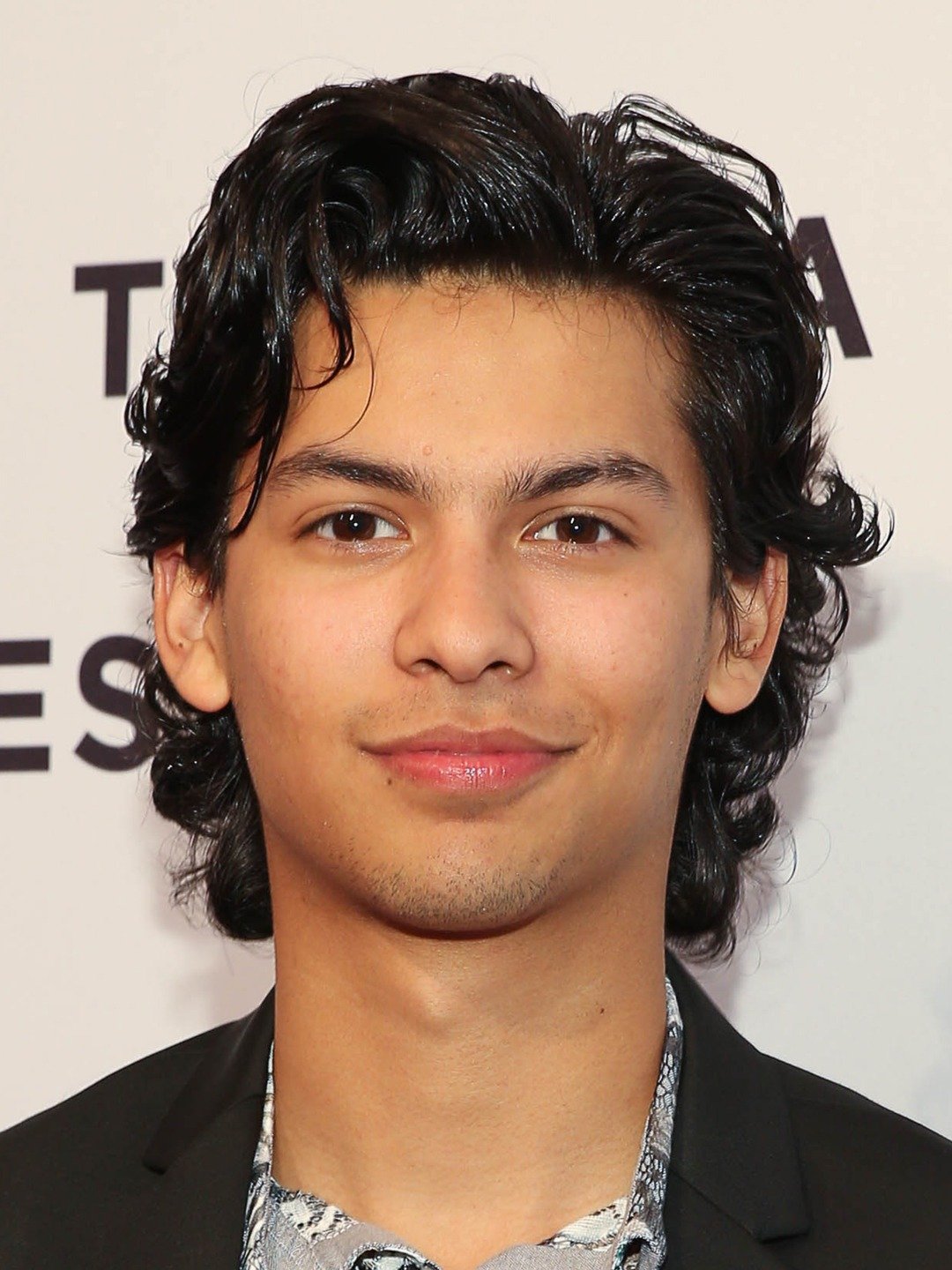 Xolo Mariduena Biography, Movies, Net Worth & Photos