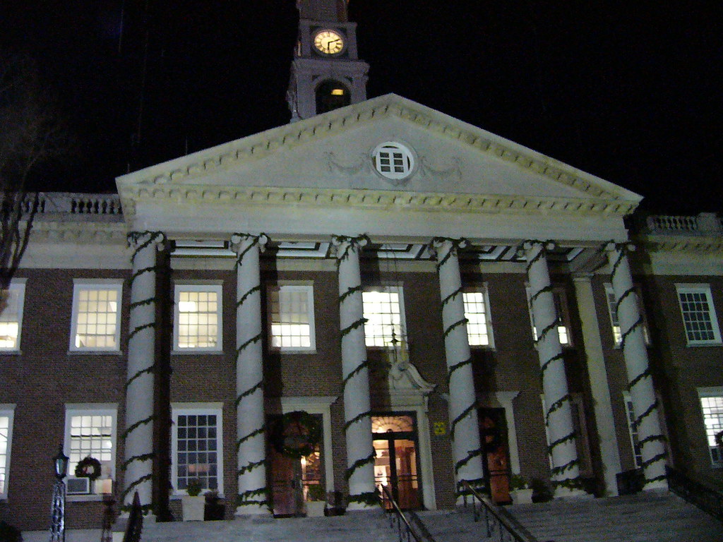 Christmas Lights in Mount Vernon, NY City Hall Marjorie Lipan Flickr