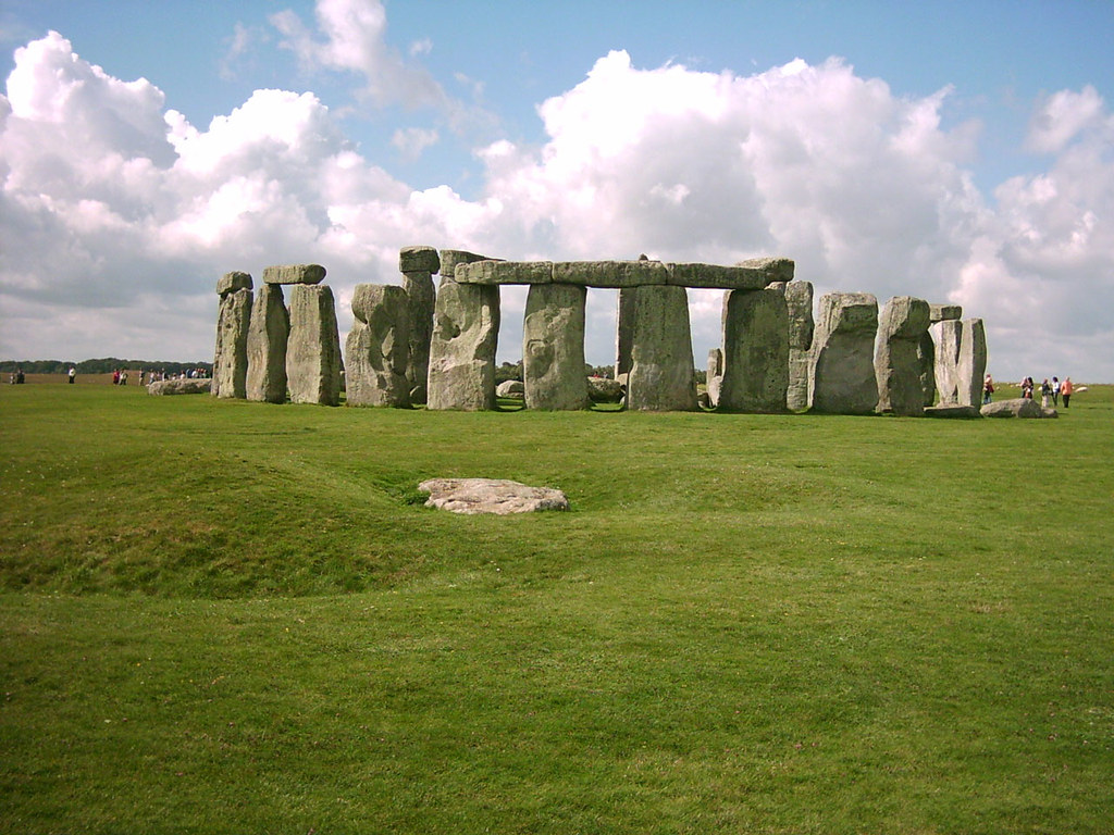 Stonehenge, Overlooking the Slaughter Stone The Slaughter … Flickr