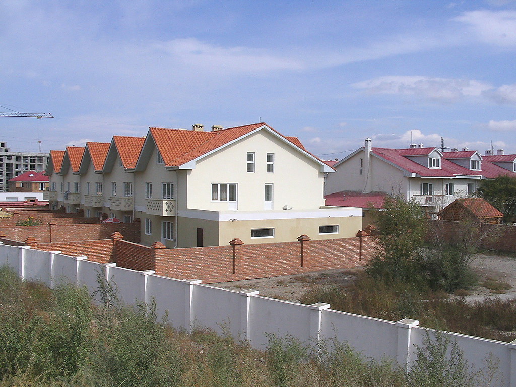 Ulaanbaatar modern homes and this is what they're bu… Flickr