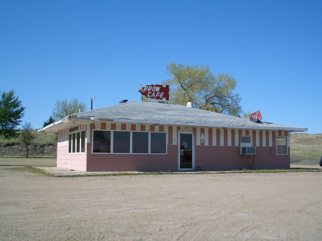 CIMG0206 The Arrow Cafe in Thedford, NE. Jared Hanson Flickr