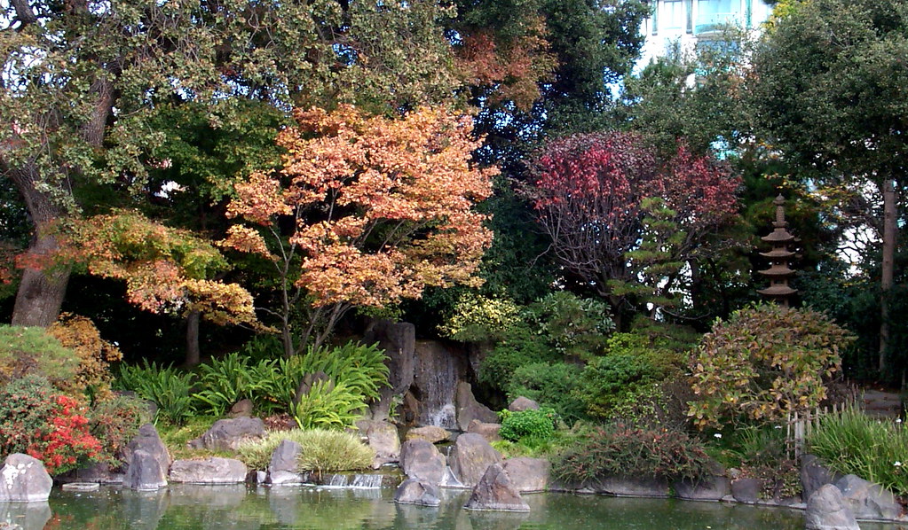 Japanese Garden Japanese Gardens, San Mateo, California. Joe Lewis