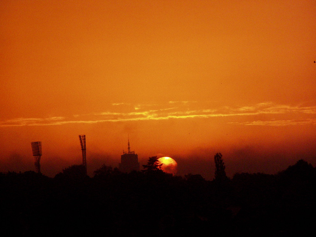 Why does the sun come up? What's that daddy? That's go… Flickr