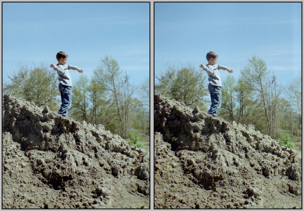 throwing dirt daubs X Nothing's more fun than throwing dir… Flickr