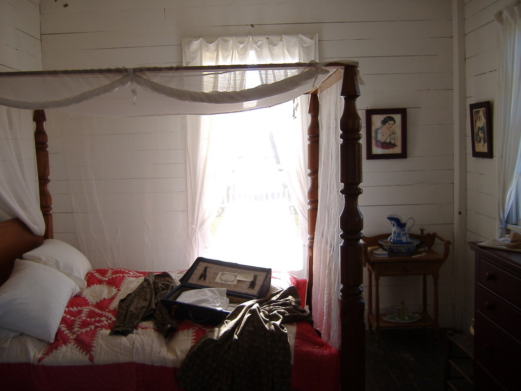 Farm House Back Bedroom Recreated home of Anson Jones, las… Flickr