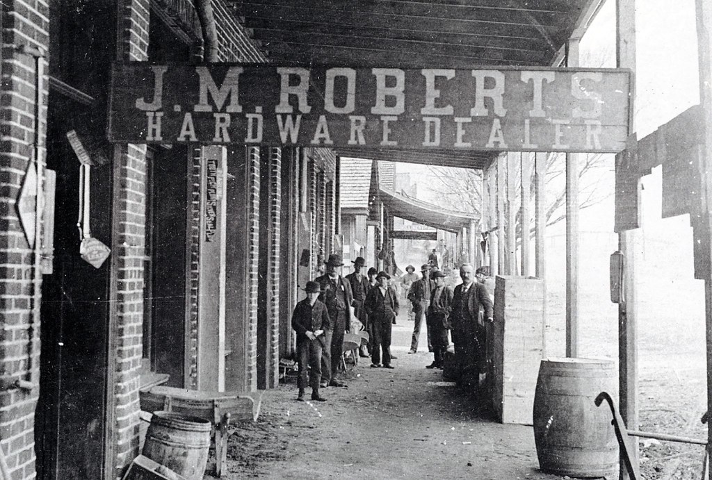 Roberts Hardware Store National Register of Historic Place… Flickr