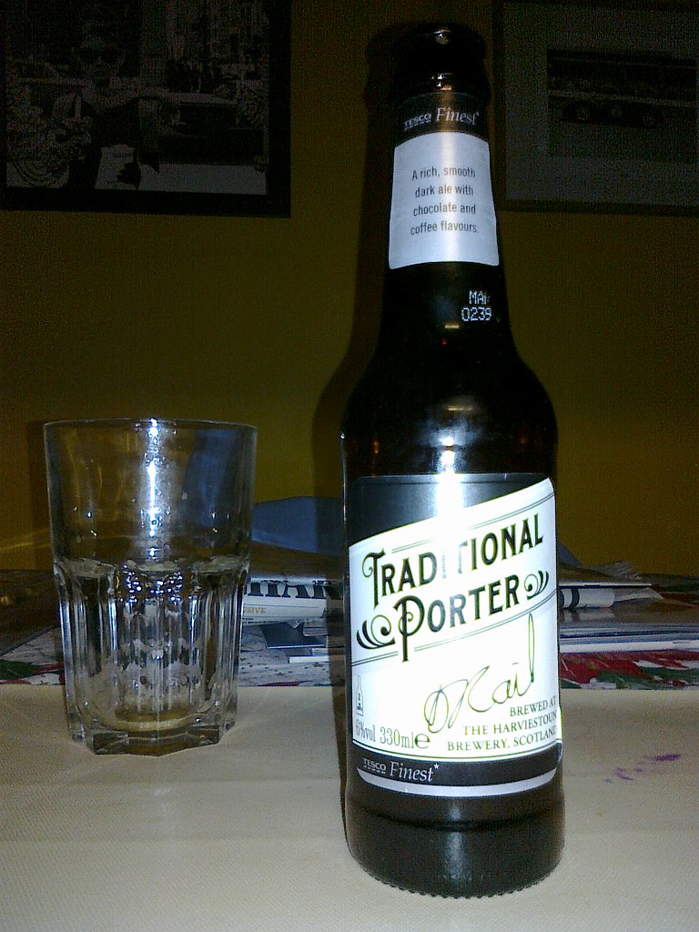 Traditional London porter Just started the week end with a… Flickr