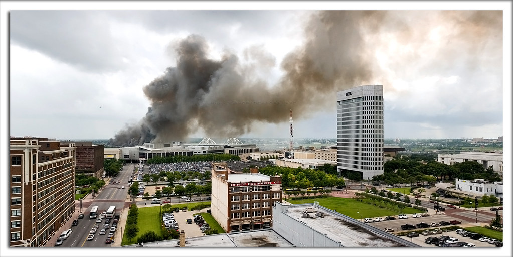Alford Warehouse Fire 318 Cadiz St. Dallas, TX Four vertic… Flickr