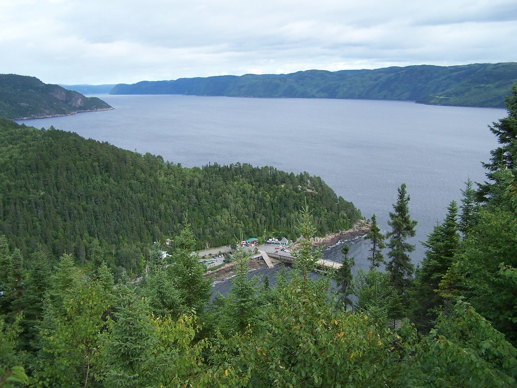Le quai de SteRoseduNord Fjord du Saguenay, Québec. Flickr