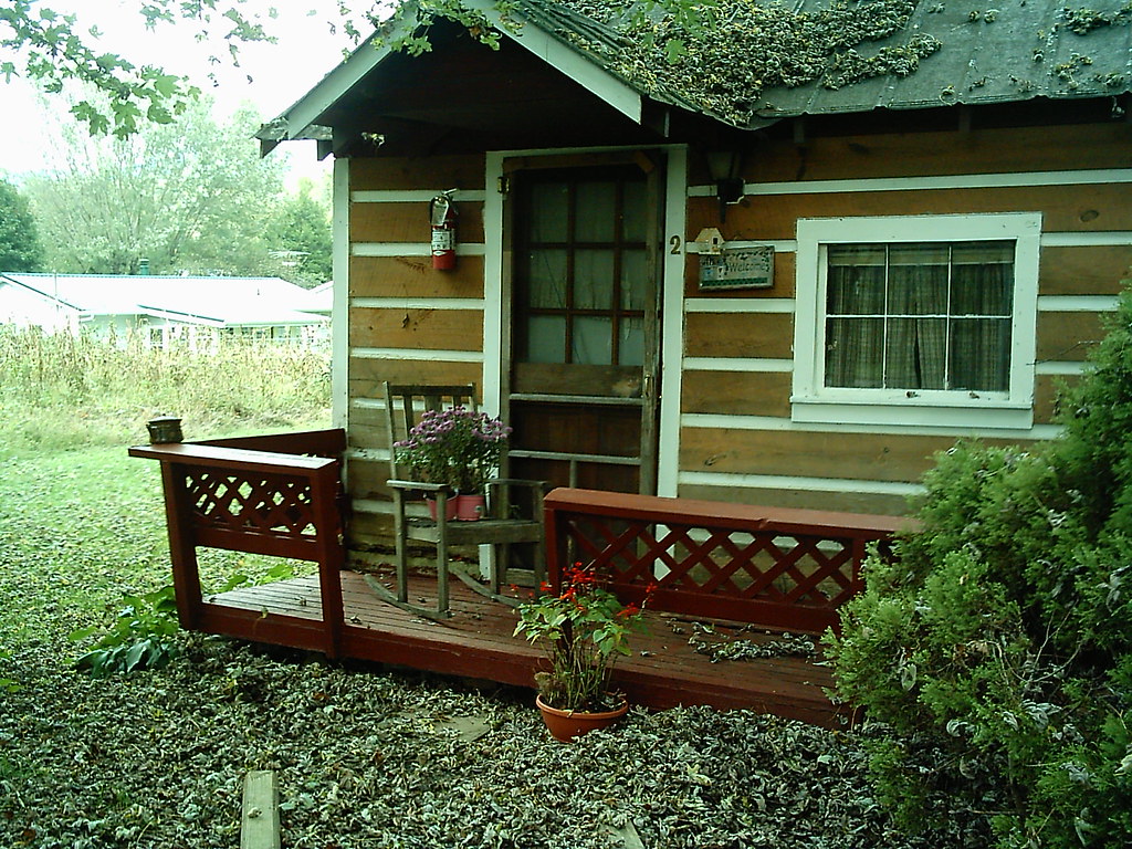 Shay Dutton Townsend Cabins and Comps 102005 006 julineil Flickr