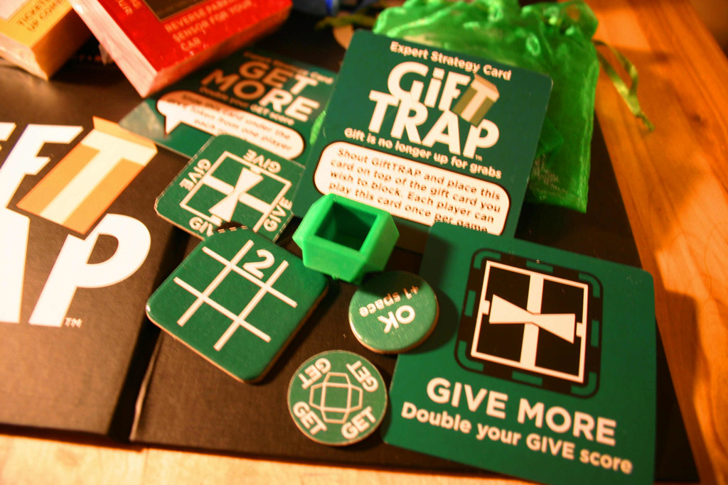 13.GiftTrap.SW.WDC.30sep06 Gift Trap Board Game . www.gift… Flickr