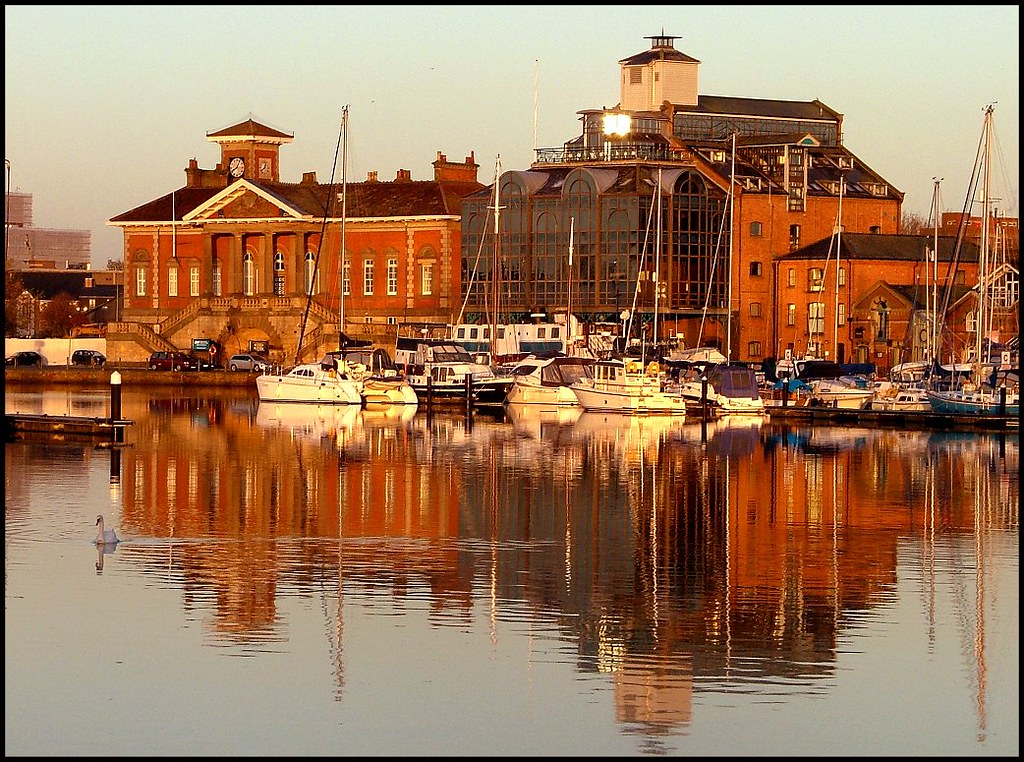 Ipswich waterfront Custom House and Waterfront House, Wher… Flickr