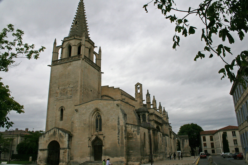 Tarascon SainteMarthe Cette église comprend une partie … Flickr