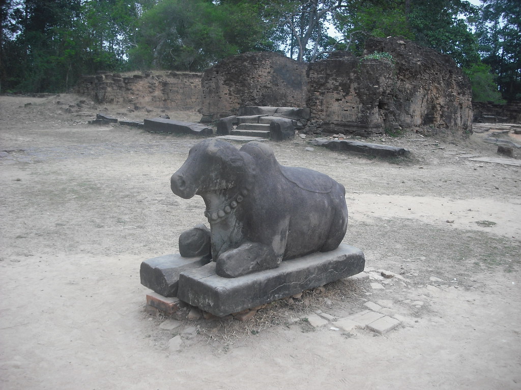 Water Buffalo Statue A water buffalo statue at Angkor Wat.… Laura